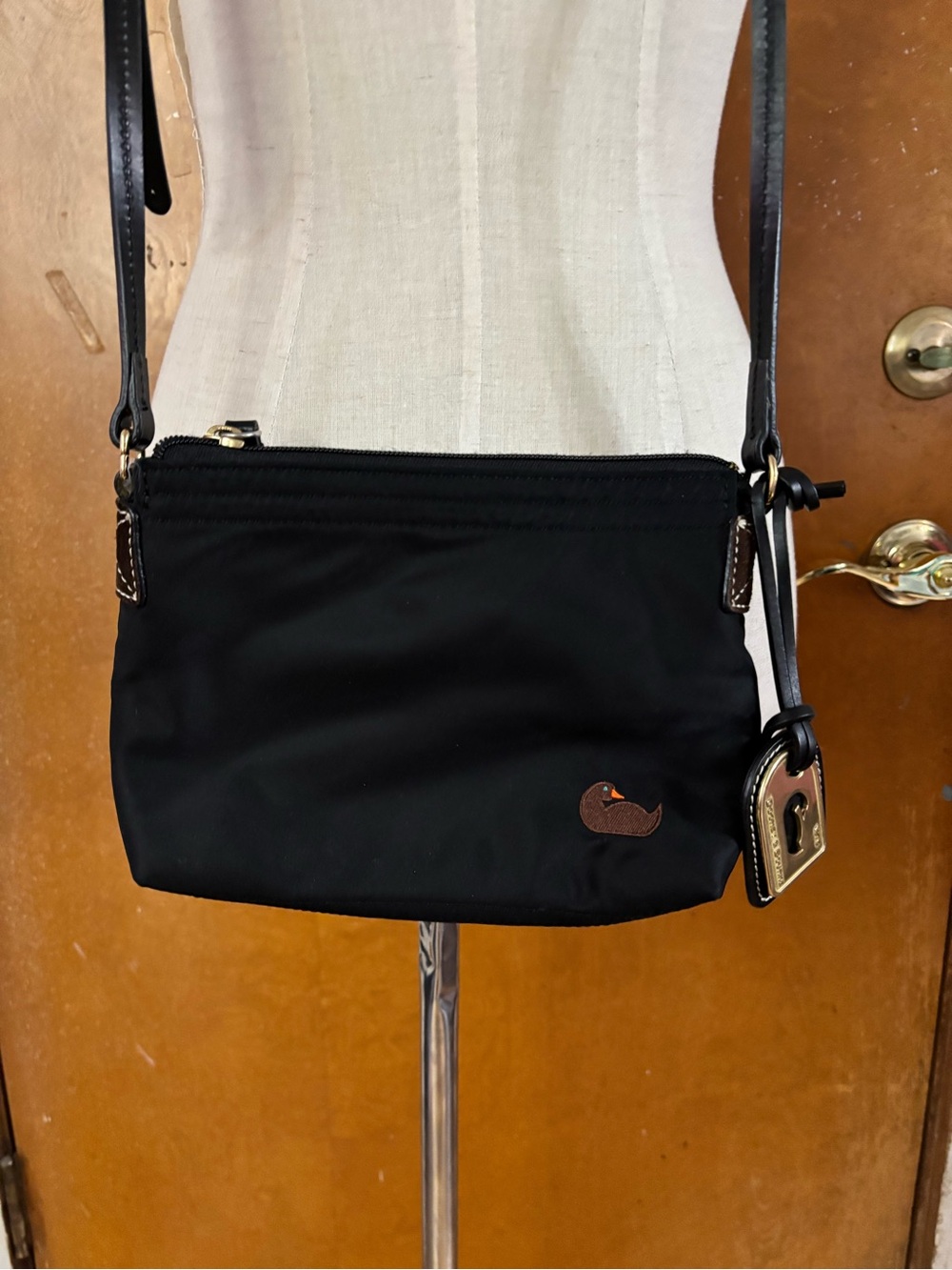 Vintage Dooney & Bourke nylon crossbody purse